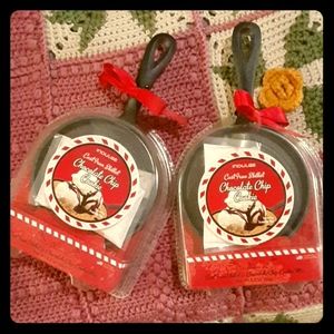2x Cookie Cast Iron Skillet